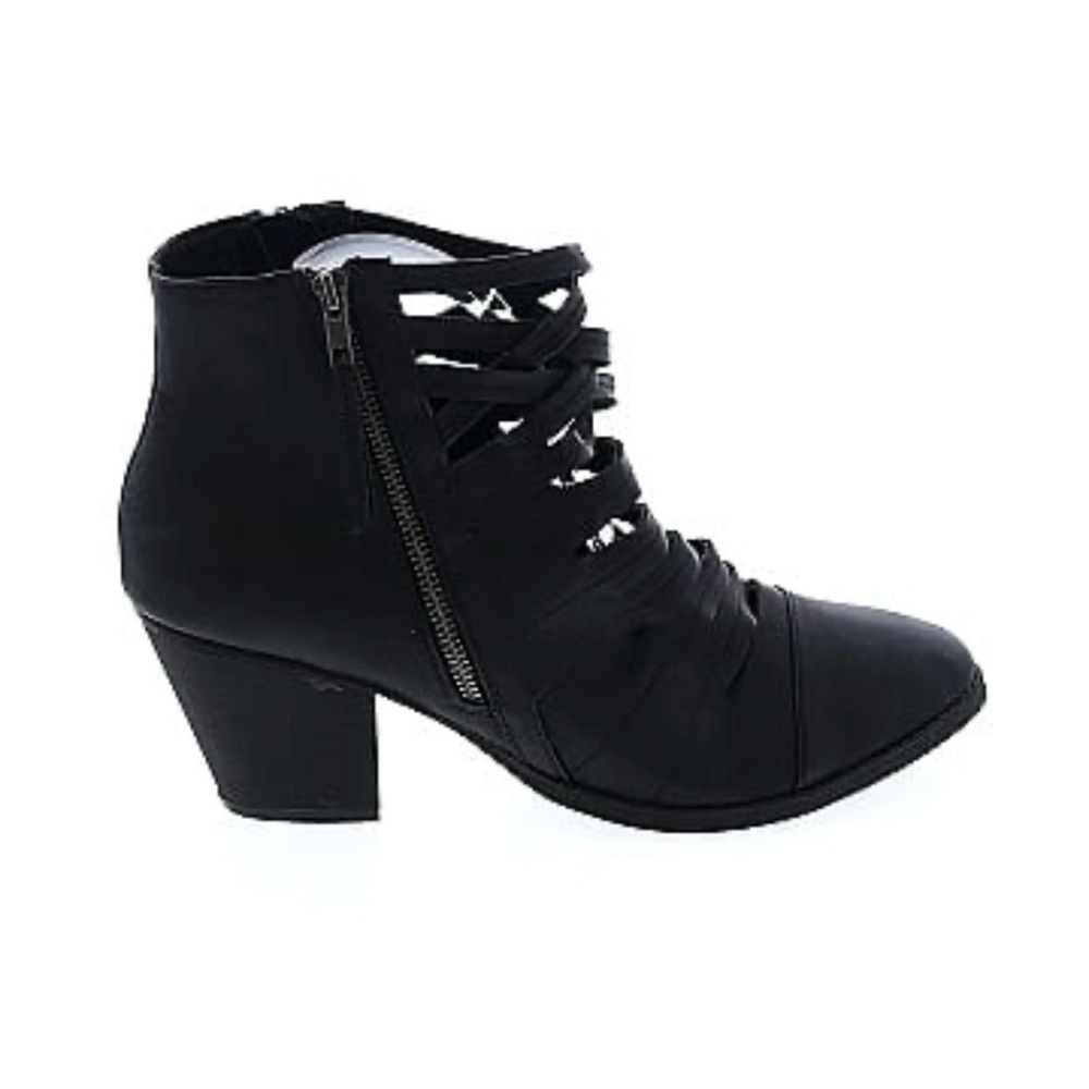 Torrid Ankle Booties Strappy detail Stacked 3” Heels Side Zip Black sz 10